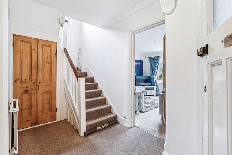 Entrance Hallway- click for photo gallery